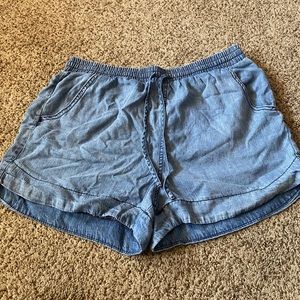 Women’s Shorts Size Medium!